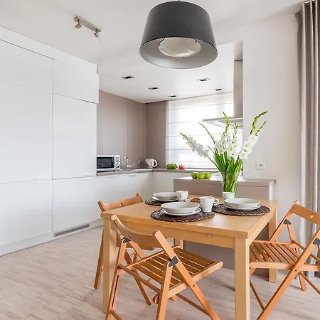 アパート Dworzec Gdanski P&o ワルシャワ