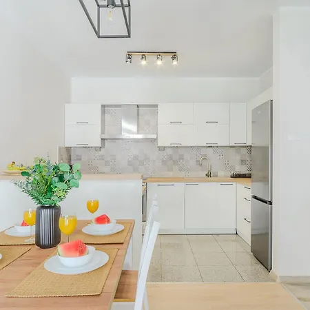 Dworzec Gdanski P&o Apartment Warsaw